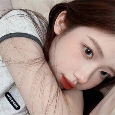 艾娃与莱昂国语
